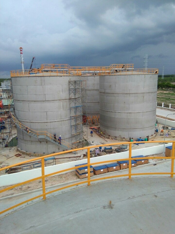 Large tank, silo